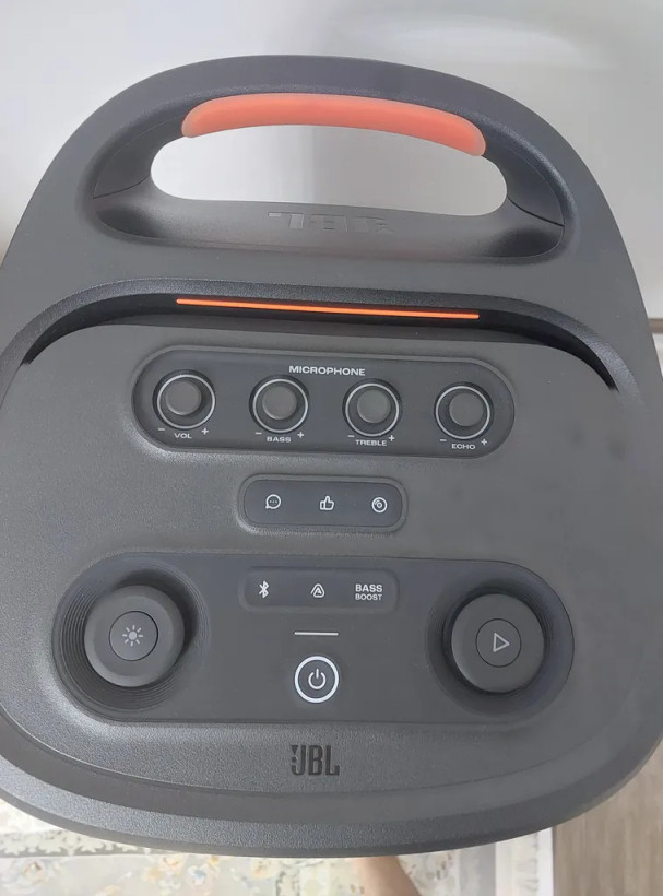 اسپیکر JBL PartyBox 720 | اسپیکر پارتی قدرتمند با بیس عمیق و نورپردازی حرفهای