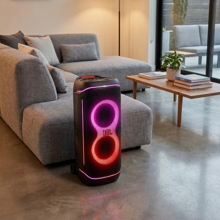 اسپیکر JBL PartyBox 720 | اسپیکر پارتی قدرتمند با بیس عمیق و نورپردازی حرفهای
