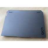 لپتاپ لنوو مدل LOQ 15IRX9 با پردازنده Core i7-13650HX و گرافیک RTX4050 6GB، رم DDR5 16GB با فرکانس 4800MHz، حافظه SSD با ظرفیت 512GB، نمایشگر 15.6 اینچ IPS با وضوح FHD و نرخ بهروزرسانی 144 هرتز، دارای نور پسزمینه کیبورد