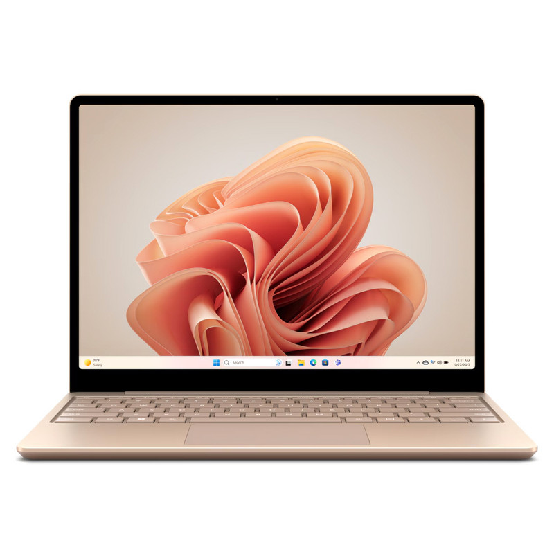 لپ تاپ 12.4 اینچی مایکروسافت مدل Surface Laptop Go 3 با پردازنده Core i5-1235U، رم 8 گیگابایت LPDDR5، حافظه SSD با ظرفیت 128 گیگابایت، صفحهنمایش لمسی PixelSense، ویندوز 11 پرو، وزن 1.12 کیلوگرم، شارژدهی تا 15 ساعت