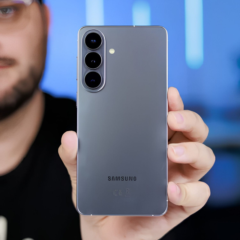 گوشی موبایل سامسونگ مدل Galaxy S26 Plus دو سیم کارت ظرفیت 256 گیگابایت و رم 12 گیگابایت - ویتنام
