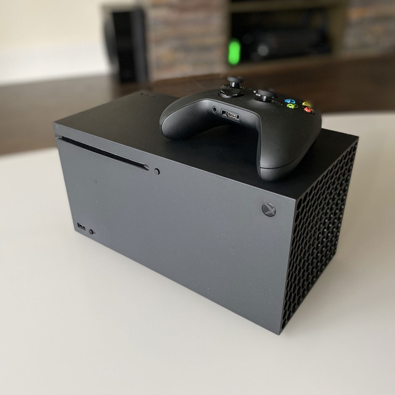 کنسول بازی مایکروسافت مدل Xbox Series X ظرفیت 1 ترابایت به همراه دسته اضافی