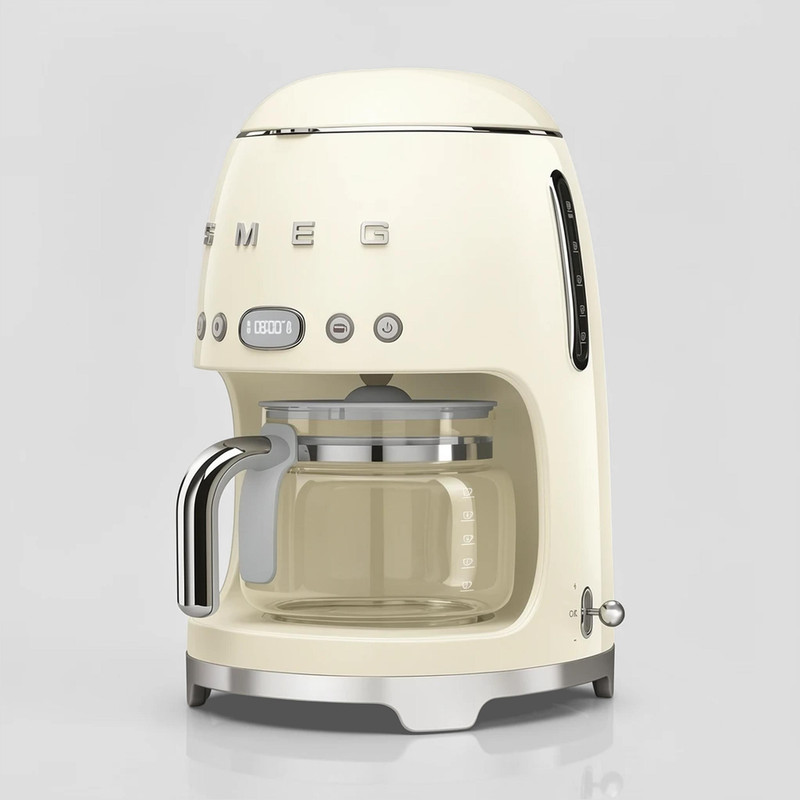 قهوه‌ساز اسمگ مدل DCF02CREU، ظرفیت دم‌آوری ده فنجان با فیلتر دائمی، دارای تایمر، صفحه گرم نگهدارنده قهوه، تعیین غلظت قهوه و تعیین شدت عطر قهوه