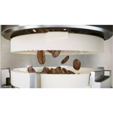 اسپرسوساز 1800 میلیلیتری فیلیپس مدل EP5547/90، دارای 2 عدد نازل قهوه، مکانیزم نظافت خودکار، سینی چکه گیر، حالت آماده به کار، آسیاب قهوه، سیستم گرم کردن فنجان